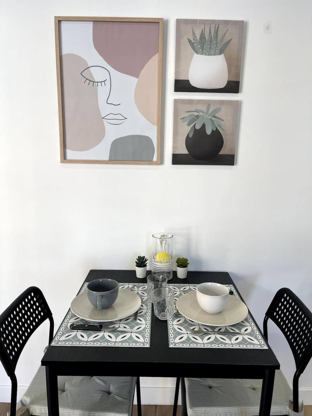 Appartement Joli Place Garibaldi, Vieux-nice, Port Nice
